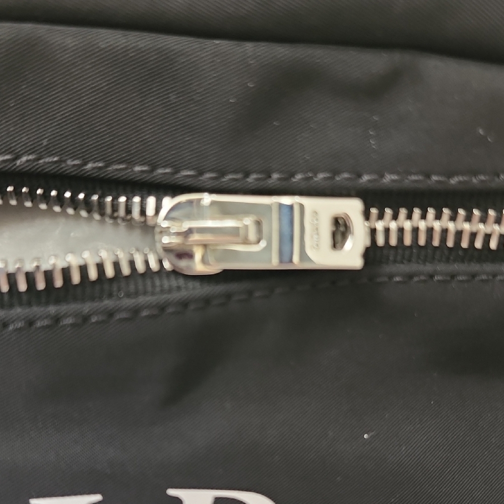 AMIRI *AUTHENTIC Arts District belt bag in Black - Picture 8 of 13